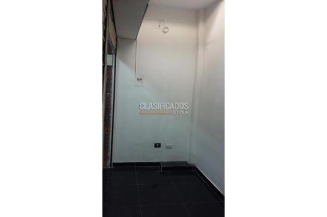 Locales y Bodegas, Venta en Centro Ccial. El Diamante