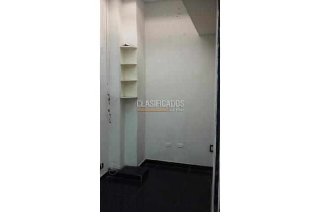 Locales y Bodegas, Venta en Centro Ccial. El Diamante