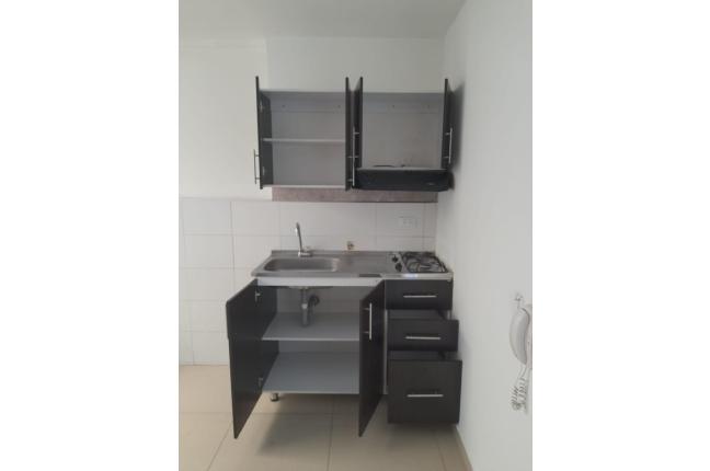 Apartaestudios, Alquiler, La Esmeralda