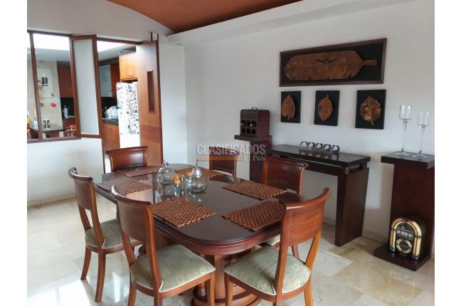 Apartamentos, Venta en Altos Menga