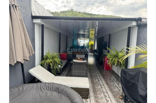 Apartamentos, Venta en Altos Menga