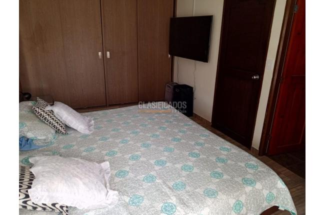 Fincas y Casas Campestres, Venta, Restrepo - $900.000.000