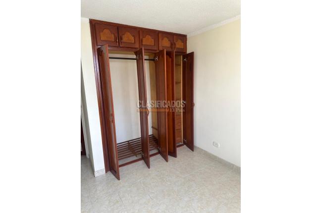 Apartamentos, Venta, Primero de Mayo - $250.000.000