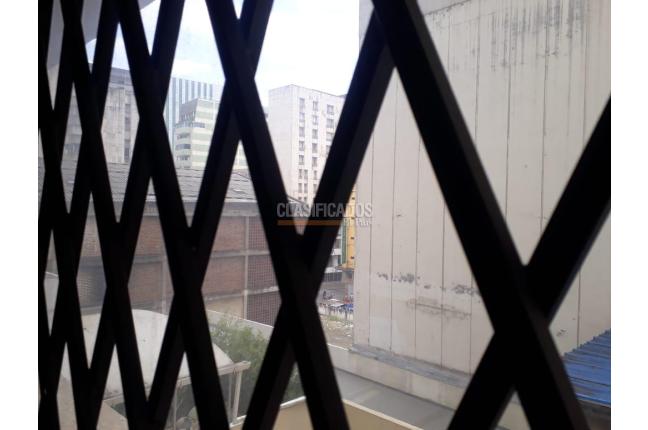 Oficinas y Consultorios, Venta, Ed. Bolsa Occidente - $135.000.000