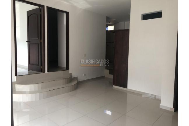 Apartamentos, Alquiler, Colinas del Bosque - $1.800.000