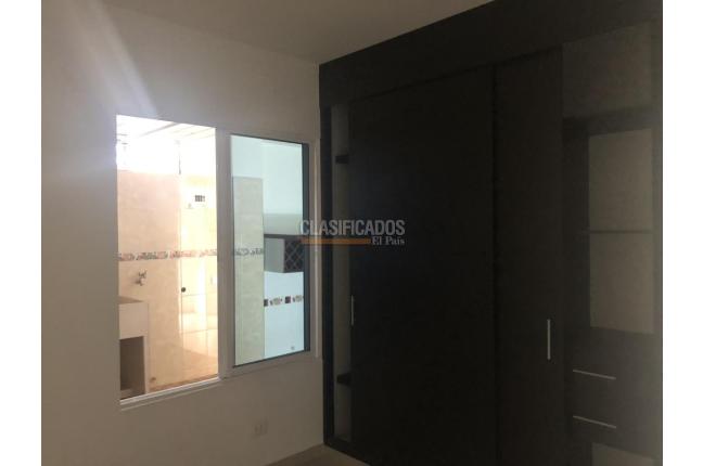 Apartamentos, Alquiler, Colinas del Bosque - $1.800.000