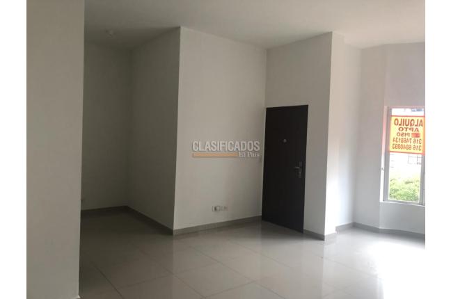 Apartamentos, Alquiler, Colinas del Bosque - $1.800.000