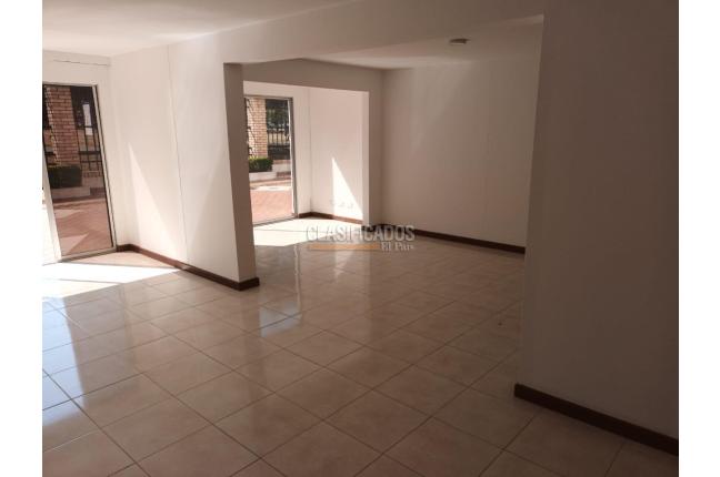 Apartamentos, Venta, La Flora - $670.000.000