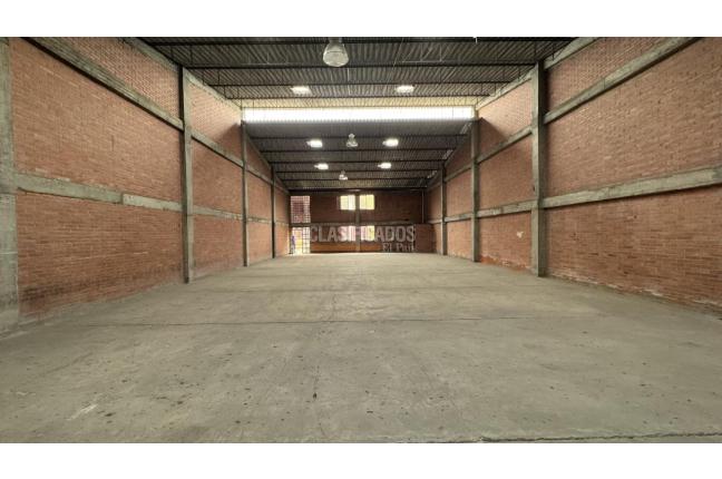 Locales y Bodegas, Alquiler, La Nubia - $6.000.000