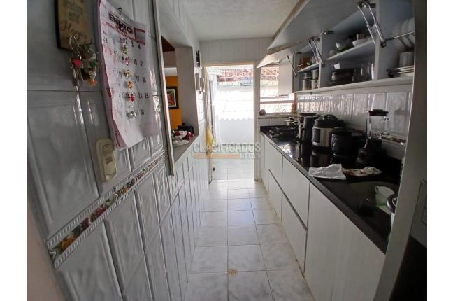 Casas, Venta, Capri - $650.000.000