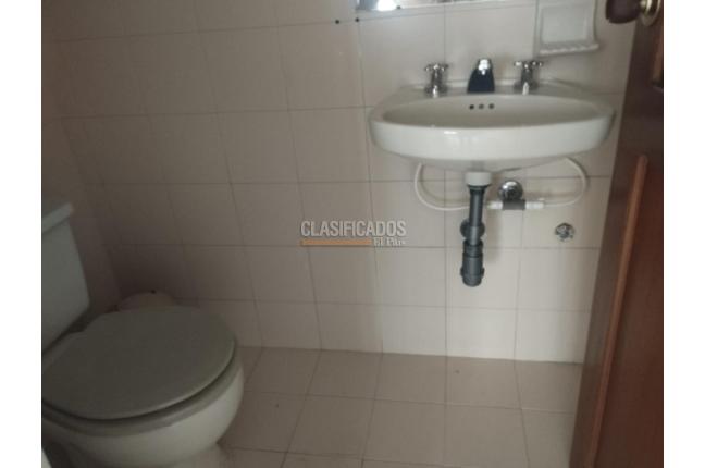 Oficinas y Consultorios, Venta, Ed. Bolsa Occidente - $135.000.000