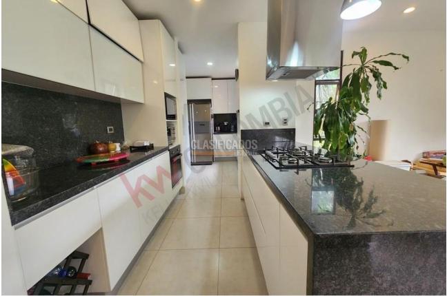 Apartamentos, Venta, Ciudad Jardín - $820.000.000