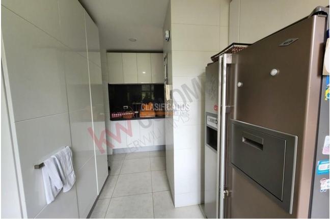 Apartamentos, Venta, Ciudad Jardín - $820.000.000