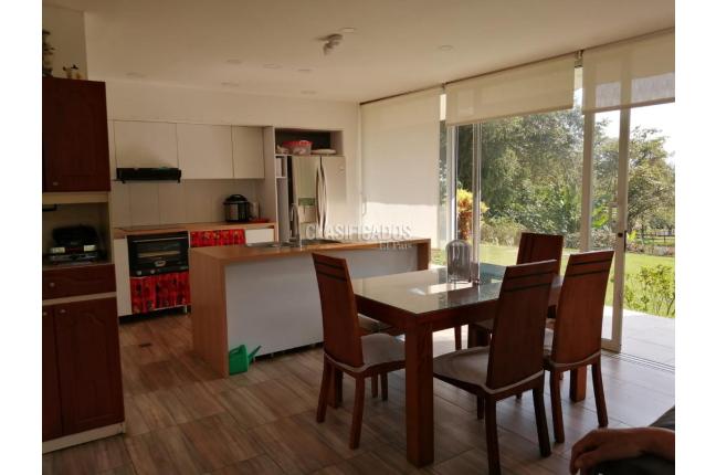 Fincas y Casas Campestres, Venta en El Cerrito