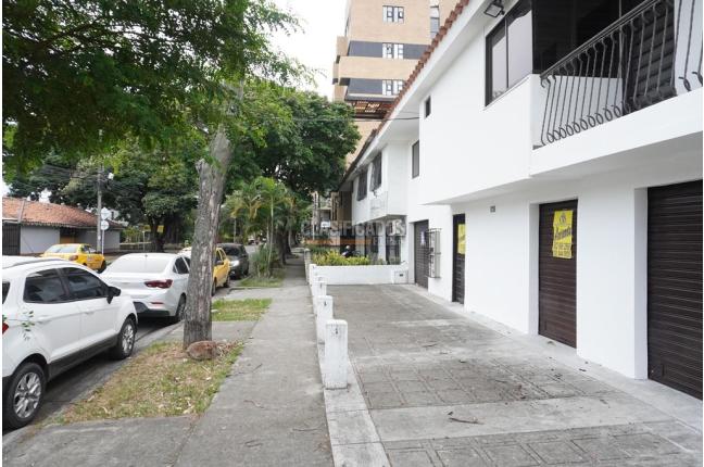 Locales y Bodegas, Alquiler, Prados del Norte - $2.200.000