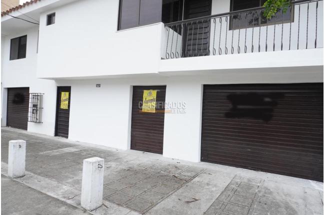 Locales y Bodegas, Alquiler, Prados del Norte - $2.200.000