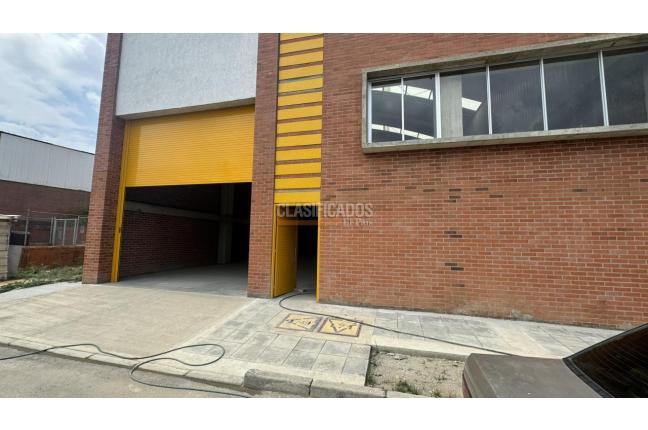 Locales y Bodegas, Alquiler en La Nubia