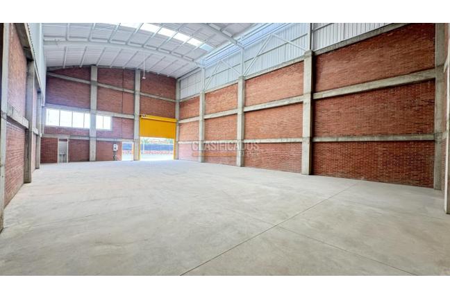 Locales y Bodegas, Alquiler, La Nubia