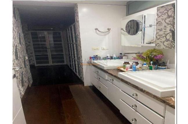 Casas, Venta, Santa Rosa - $2.500.000.000