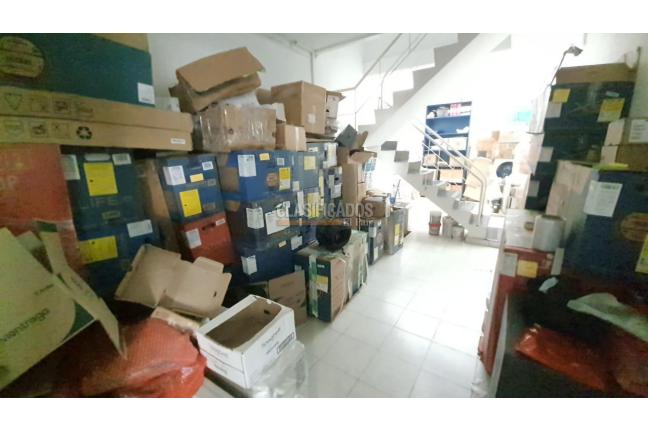 Locales y Bodegas, Alquiler, Santa Mónica Norte - $7.000.000