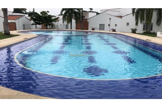 Casas, Venta en Paraíso de Ciudad Jardín