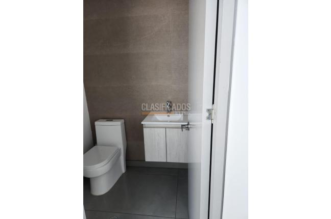 Oficinas y Consultorios, Alquiler en San Vicente