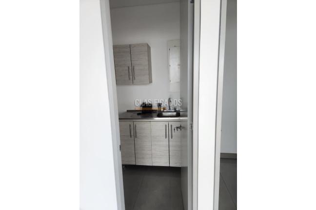 Oficinas y Consultorios, Alquiler, San Vicente - $8.600.000