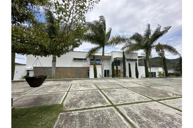 Fincas y Casas Campestres, Venta, Calima (Darién) - $5.200.000.000