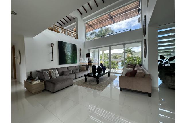 Fincas y Casas Campestres, Venta, Calima (Darién) - $5.200.000.000