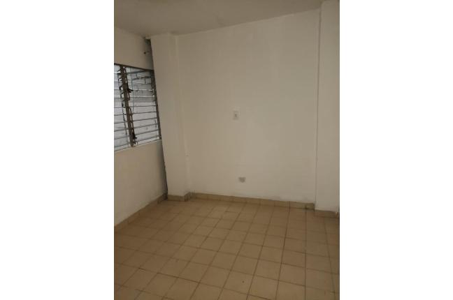 Casas, Alquiler, Villa del Prado - $800.000