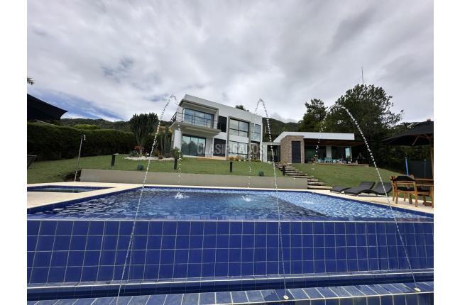 Fincas y Casas Campestres, Venta, Calima (Darién) - $3.000.000.000