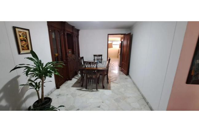 Apartamentos, Venta, Versalles - $800.000.000