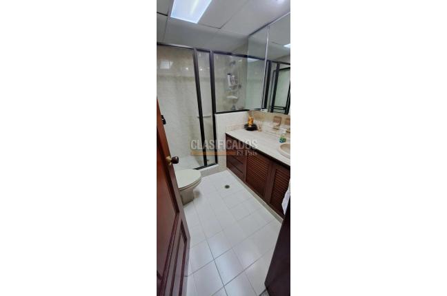 Apartamentos, Venta, Versalles - $800.000.000