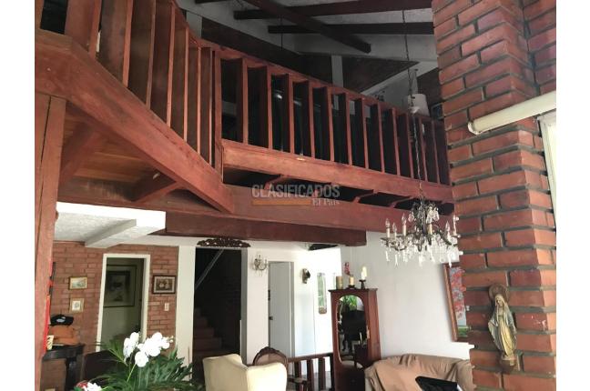 Casas, Venta en Bella Suiza