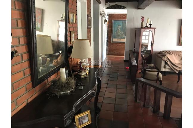 Casas, Venta en Bella Suiza