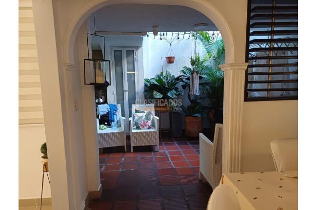 Casas, Venta, Paseo de los Almendros - $640.000.000