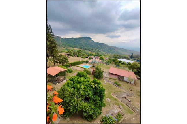 Casas, Venta, Yumbo - $2.000.000.000