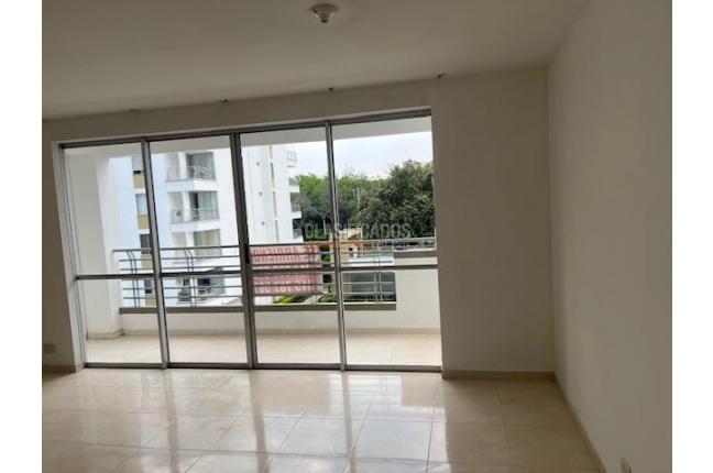Apartamentos, Alquiler, Balcones del Limonar - $2.400.000