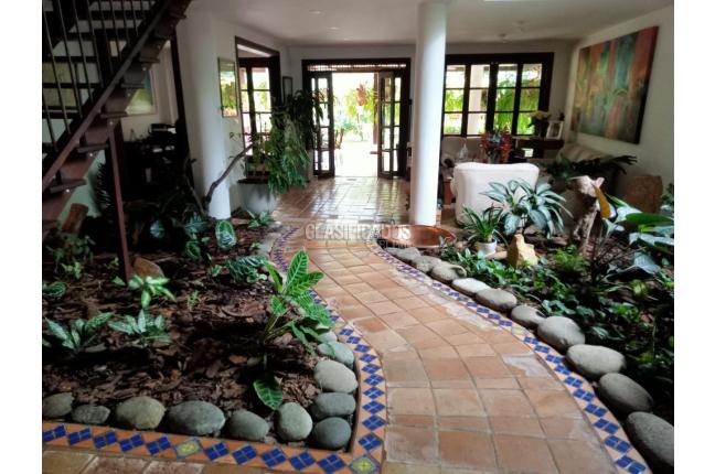 Casas, Venta en Pance