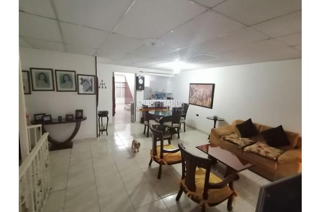 Casas, Venta en El Recuerdo