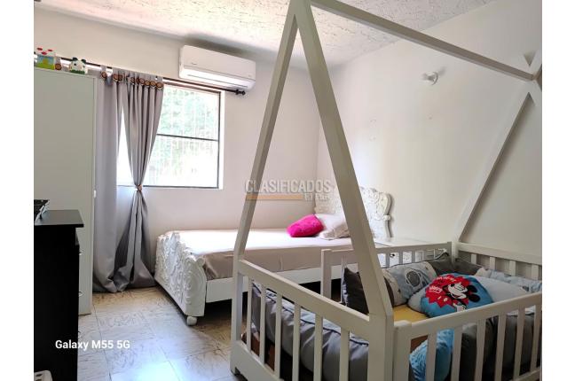 Casas, Venta, Ciudad Capri - $650.000.000