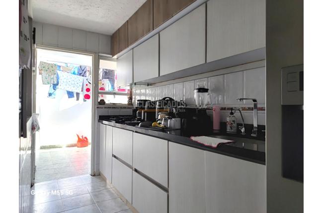 Casas, Venta, Ciudad Capri - $650.000.000