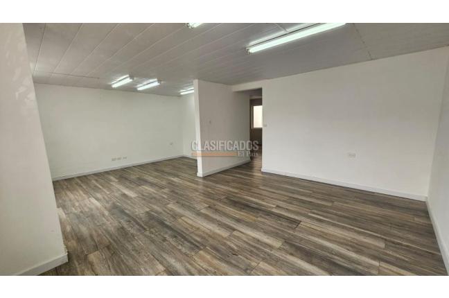 Locales y Bodegas, Alquiler, Granada - $6.500.000