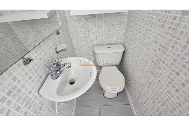 Locales y Bodegas, Alquiler, Granada - $6.500.000