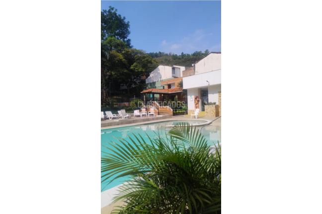 Apartamentos, Venta, Bella Suiza - $380.000.000