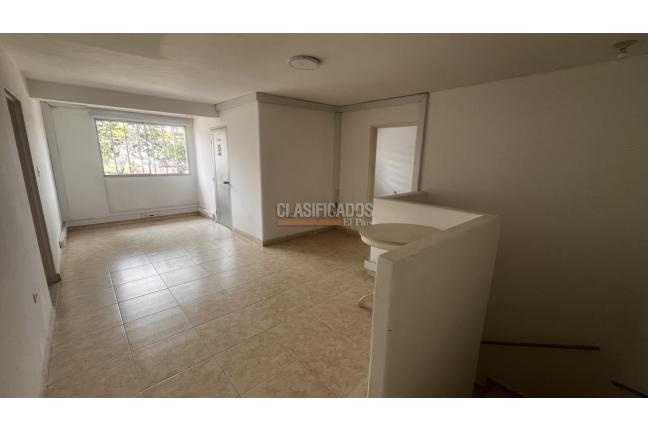 Oficinas y Consultorios, Alquiler, La Flora - $2.000.000