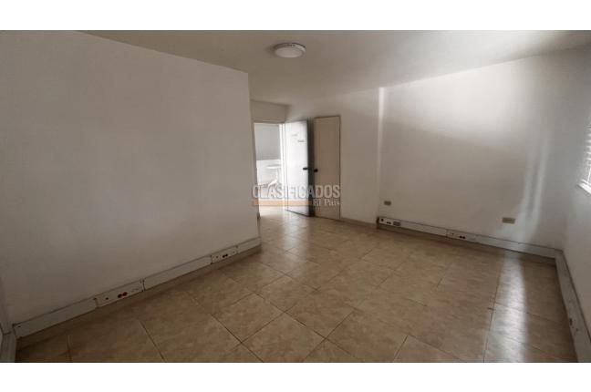 Oficinas y Consultorios, Alquiler, La Flora - $2.000.000