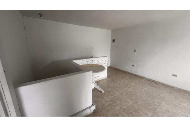 Oficinas y Consultorios, Alquiler, La Flora - $2.000.000