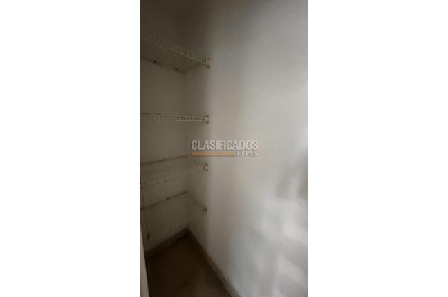 Oficinas y Consultorios, Alquiler, La Flora - $2.000.000