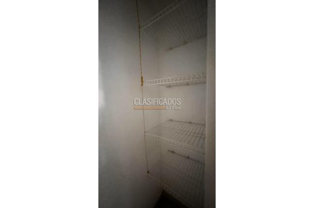 Oficinas y Consultorios, Alquiler, La Flora - $2.000.000